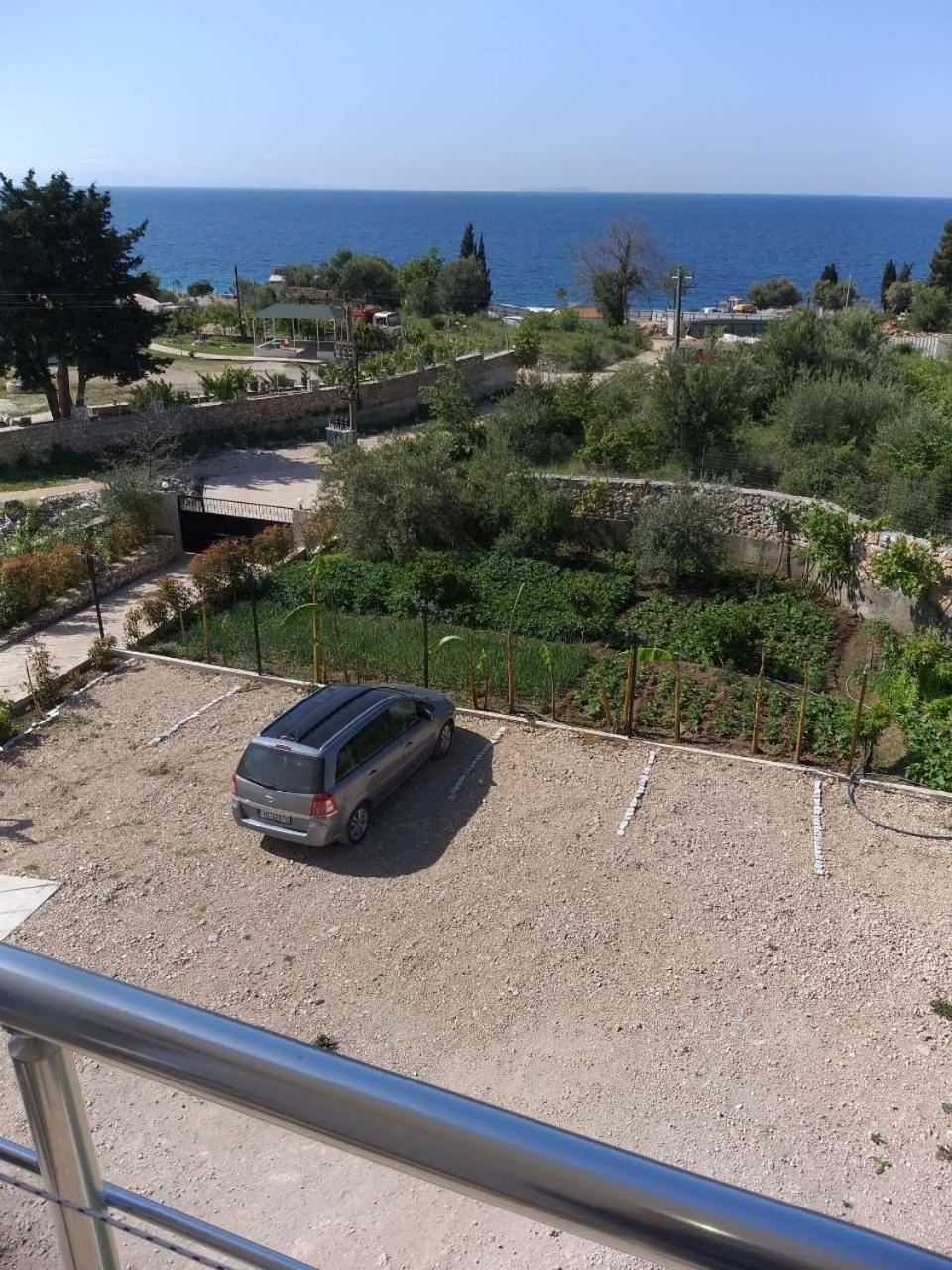 Hotel Afrodite Dhermi Luaran gambar