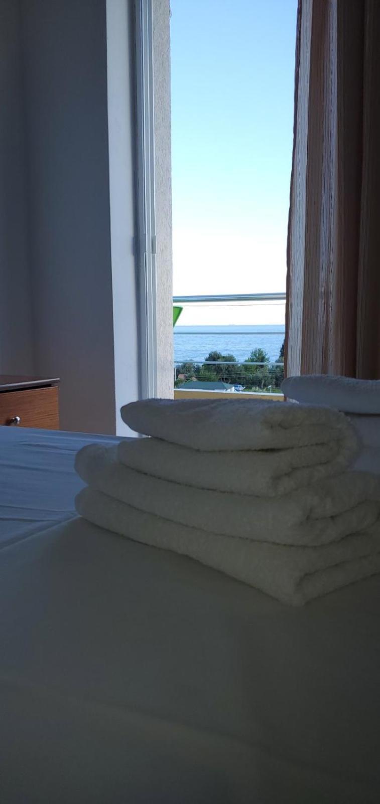Hotel Afrodite Dhermi Luaran gambar