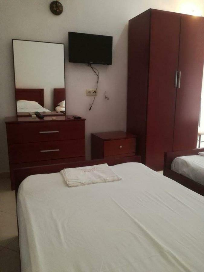 Hotel Afrodite Dhermi Luaran gambar