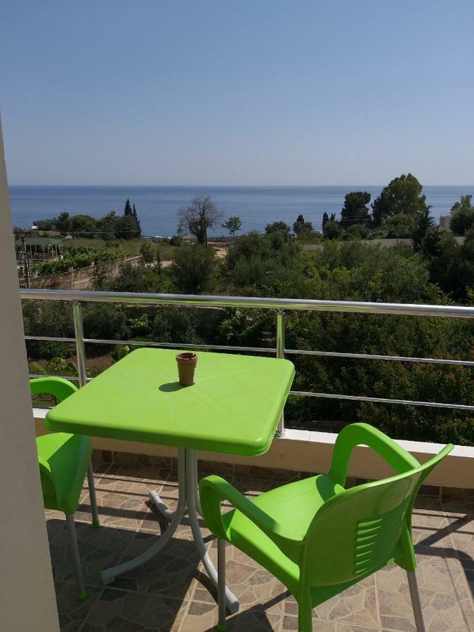 Hotel Afrodite Dhermi Luaran gambar